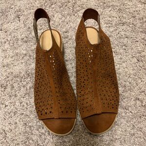 Women’s Sandals with Heel